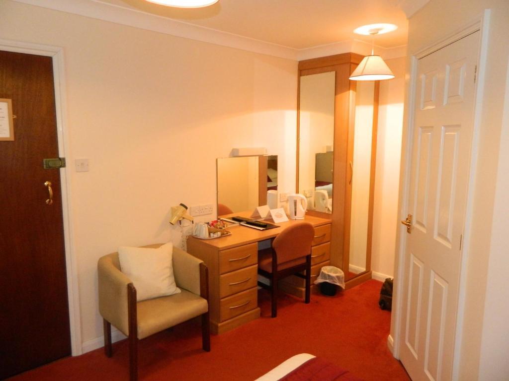 The Cedars Hotel Stowmarket Habitación foto