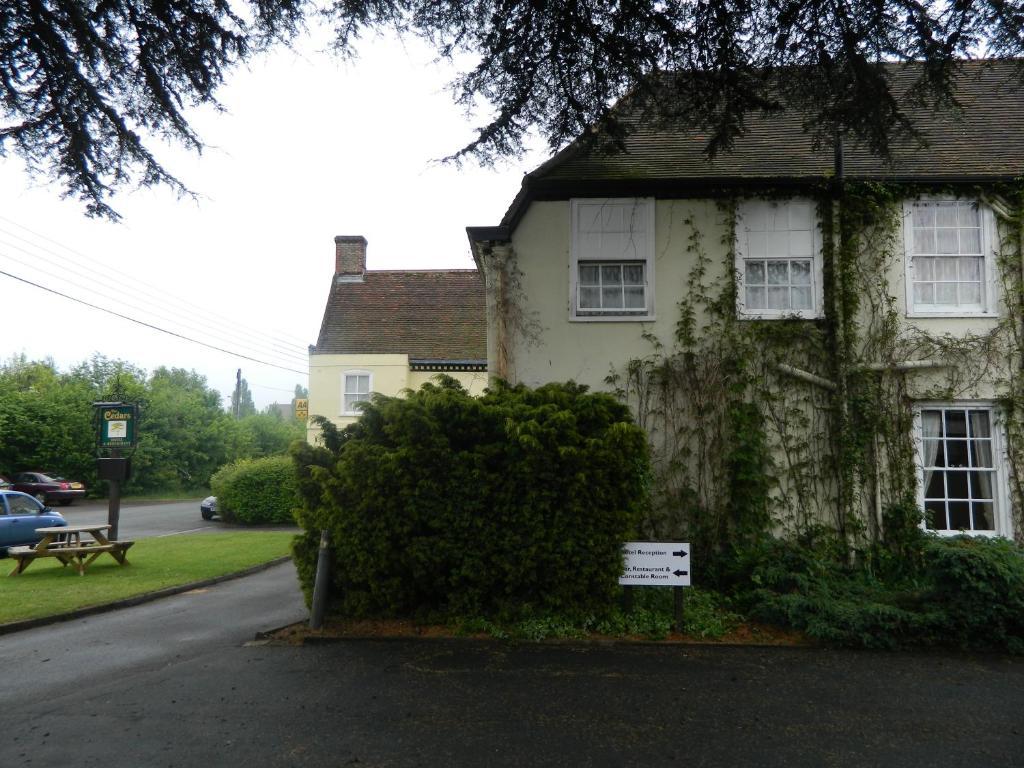 The Cedars Hotel Stowmarket Exterior foto